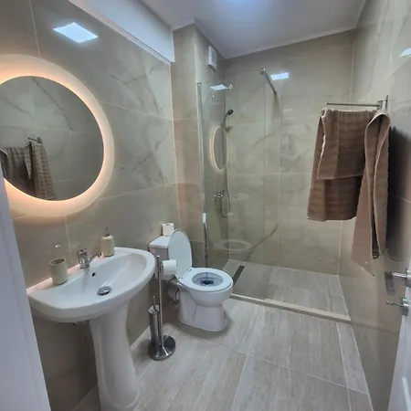Saturn Studio Appartement *